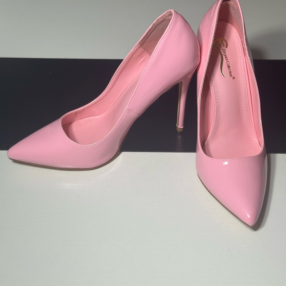 Sophisticated Pink Heeled Pumps